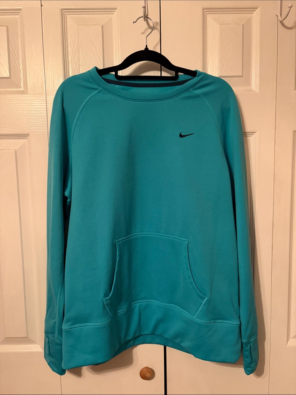 Nike Women's Teal Blue Therma-Fit Crewneck Sweatshirt